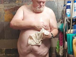 DavidBigBottom taking a shower
