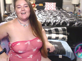 Tummy Appreciation Cam Show!