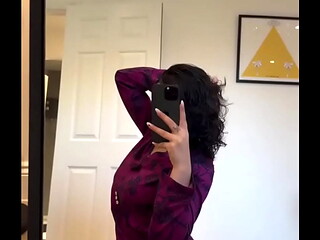 Busty milf Mirror dance showing assets