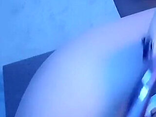 Squirting Dutch Girl.