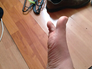 These delicious feet want you to spit them out