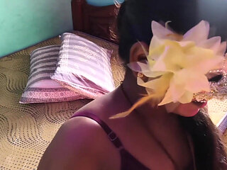 Tamil Pregnant Women Bra Hook Struggles