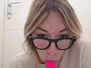 Little French Makes It Good in the Bathroom and Mega Squirt