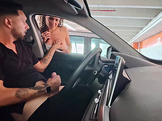 Handjob to Stranger and Deep Blowjob at His Home with Deepthroat