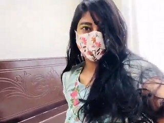 Horny Muslim Wife Seduces Her Husband in Real Desi Home Video