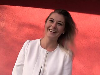 Blondie shows her insane body and gets fucked in public