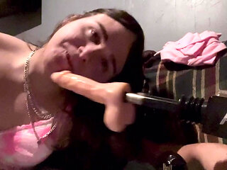 Reign getting mouth fucked wishing it was your dick come feed me your cum