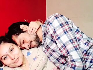 Desi Milf Having Sex With Hunter