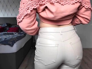 Big Tits Stepmom Masturbates