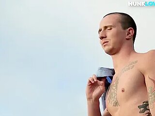 Tattooed Stud Amateur Jerks Off In Outdoor Solo Action