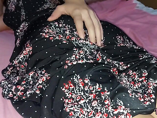 My stepsister's virgin pussy when she comes to visit me