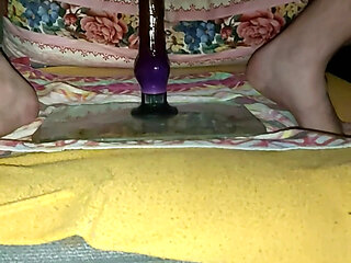 I fuck my hungry hole with a dildo