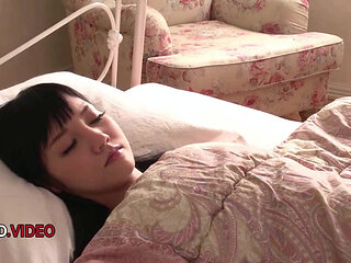 Dreamy Asian teen delivers steamy blowjobs in hot threesome fun