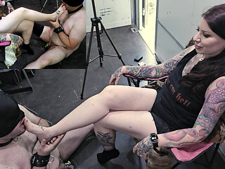 My Borrowed Slave Gets to Massage My Feet