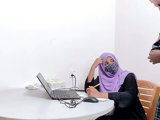 Hijabi Hot bank manager fuck by desi village Farmer Desi chudai xxx