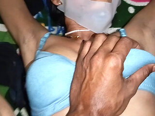 Sexy sister-in-law of the village was by truck driver and khalasi