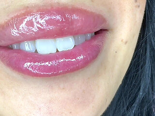 POV Tiny: Giantess Wants You in Her Mouth