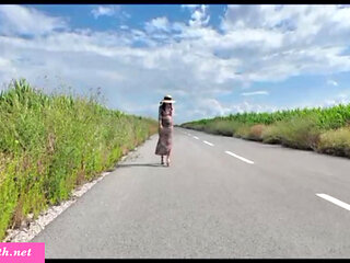 Jeny Smith masturbates her pussy on a public road during a live show