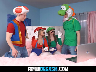 FamilyOrgasm - Stepsisters Reach 1 Million Viewers with Brothers