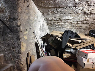 I get fucked in a cellar, I love it!!!!