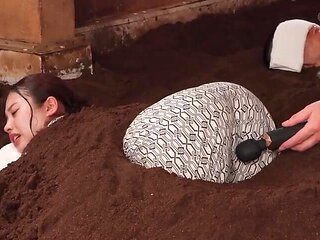 x1x9F2258558407570F70