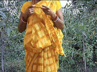 Indian Village Desi Hot Aunty