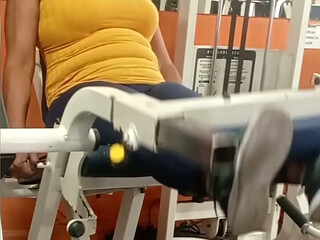 Invito a casada a madura del gym