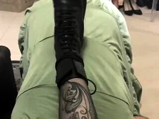 Praise pantyhose and foot fetishes for stockings