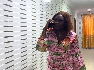 Creamyshugas Funny Saturday Surprise: Bank Client Sex Naija 1 Returns for Intense Blowjobs,