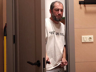 Twink Takes a Bath and Sucks His Stepdad's Dick