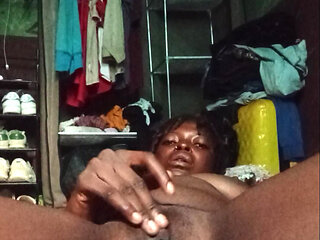 Fingering makes her happy