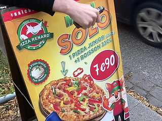 Ceci n'_est pas un Placement de Produit pour Pizza Renard