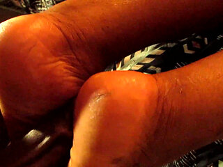 Dirty Diana Gives Him a Feet Job