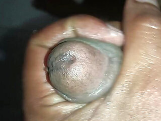 Remembering sister-in-law in the bathroom, shook her hand and had a lot of fun.