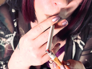 Your Favourite Smoker Tina Snua Tip To Tails 2 Cork cigarettes - Chainsmoking Smoking