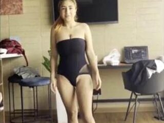 Latina makes a blowjob at the apartment: Big Tits, Big Ass  Babe Porn