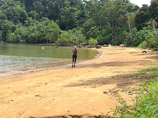 Homemade Accidental Sex - Handjob and Cumshot on a Beach