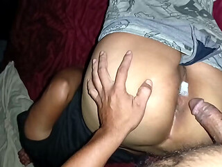 CASERO CON MI CU&Ntilde_ADA AP&Uacute_RATE ACABA ADENTRO MI NOVIO NO SE DAR&Aacute_ CUENTA.