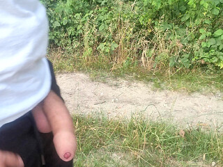 Hungarian guy peeing in a deserted area. Ep3