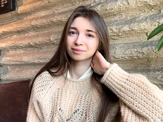 I met a popular porn model on Tinder