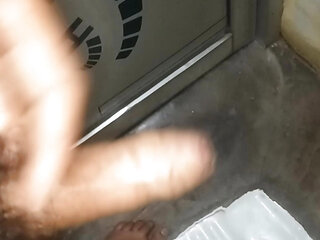 Indian middle age man masterbate his small pennis