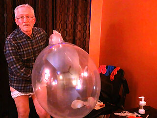 152) Three Big Round Balloons Popped by Looner Daddy