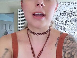 Amateur Blonde Teen Plays Solo with Toy Webcam Porn