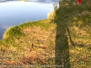 Showed a Dick to the Drivers of a Random Twink Athlete with a Big Dick Fucked on the Highway