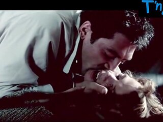 Cristina Brondo Arse, Mounds Vignette in Inbetween Your Gams