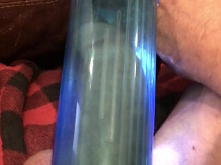 Ten minute big old cock sucking