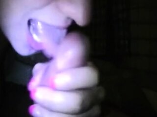 Girl's American-Australian Deep Throat Blowjob
