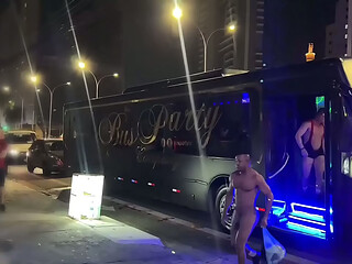 Bus Orgy dotados 3