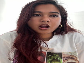 Hot Desi Mia Z reacts to hentai