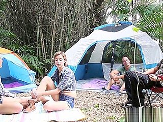 Camping stepteen blowing